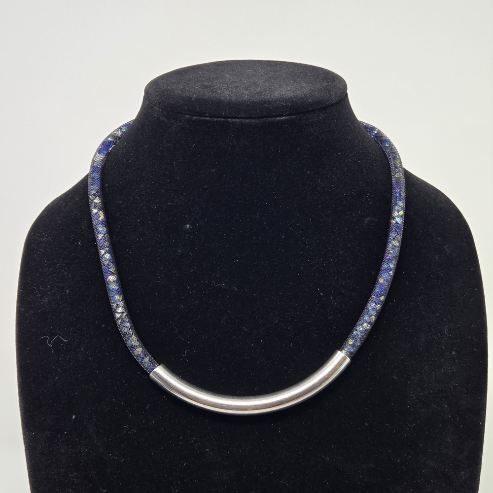 NWT Kenneth Cole Blue Rhinestones Encased In Mesh W Silver Tone Center 18"